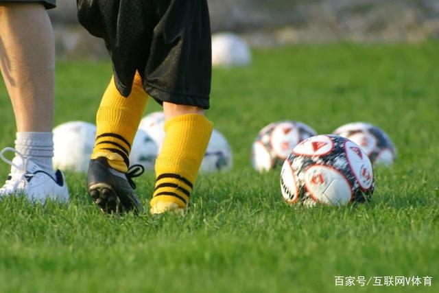 俄超男排别尔哥罗德负火车头止步8连胜 张景胤8分